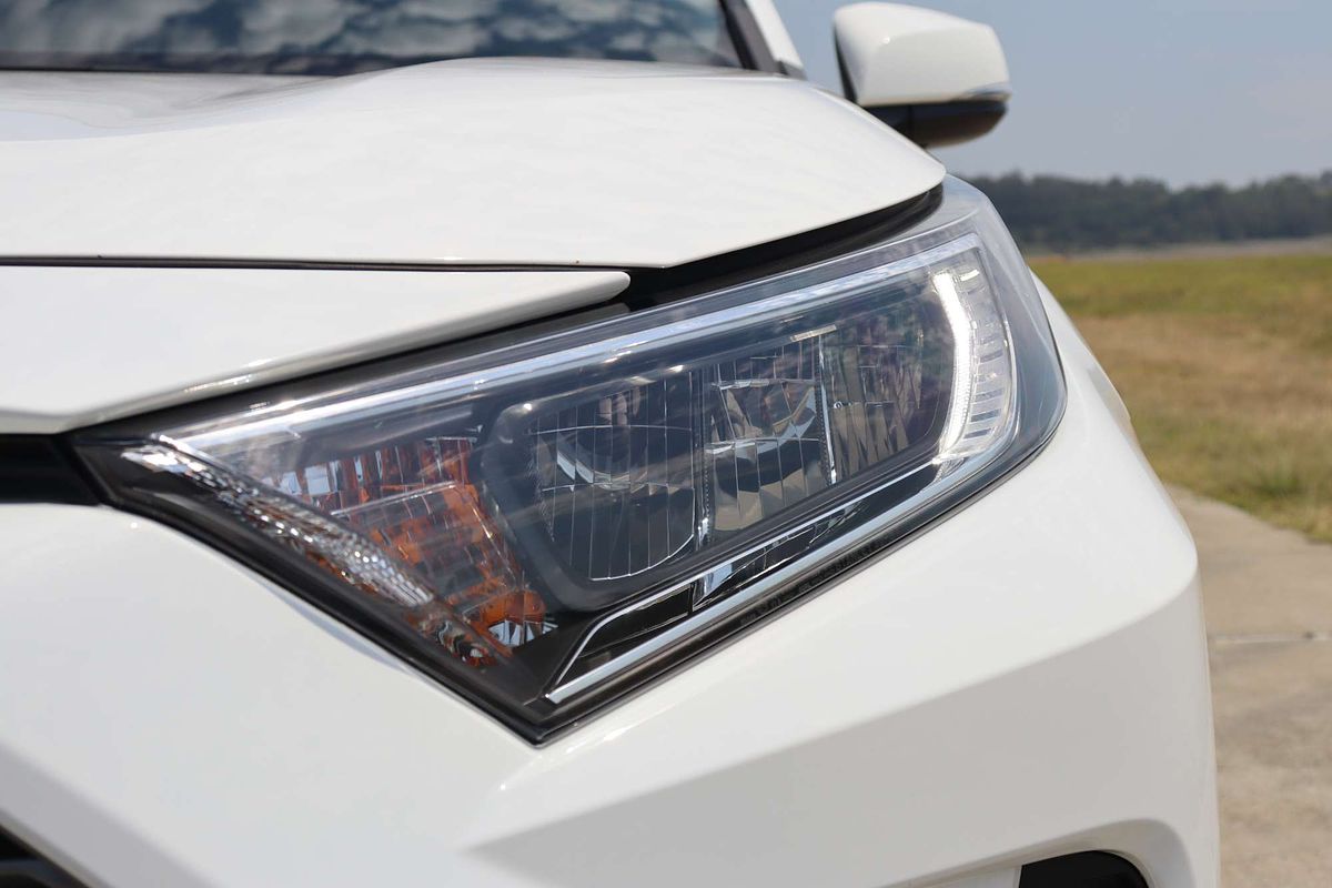 2020 Toyota RAV4 GXL MXAA52R