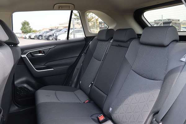 2020 Toyota RAV4 GXL MXAA52R