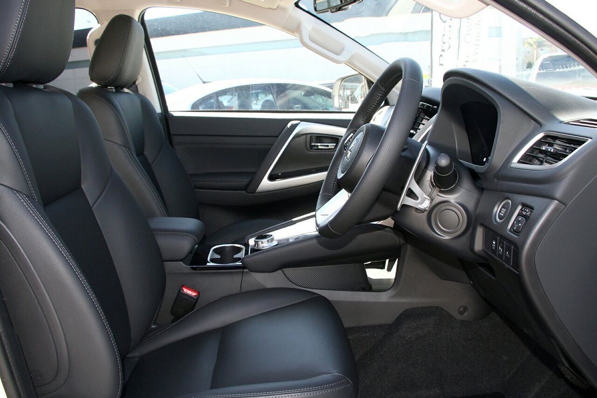 2025 Mitsubishi Pajero Sport Exceed QG