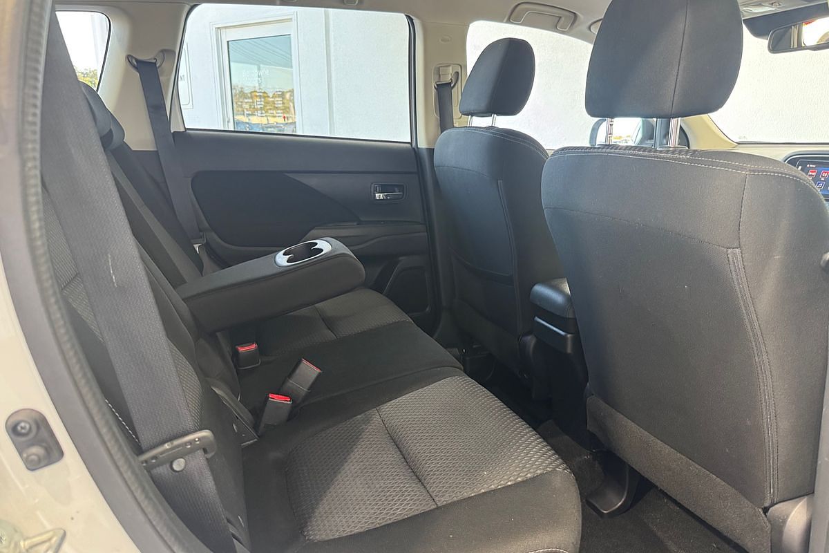 2018 Mitsubishi Outlander LS ZL