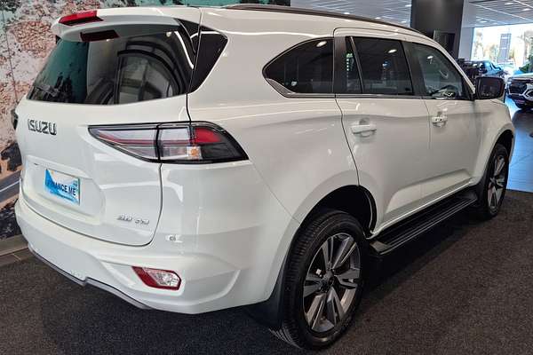 2024 Isuzu MU-X LS-T