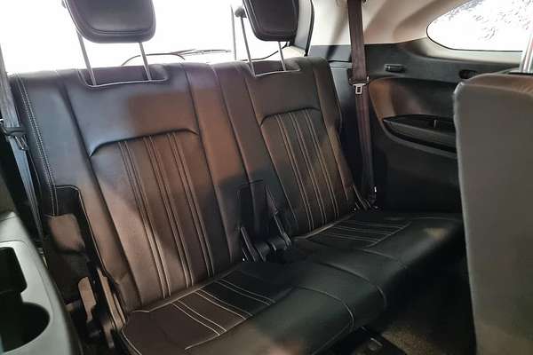 2024 Isuzu MU-X LS-T