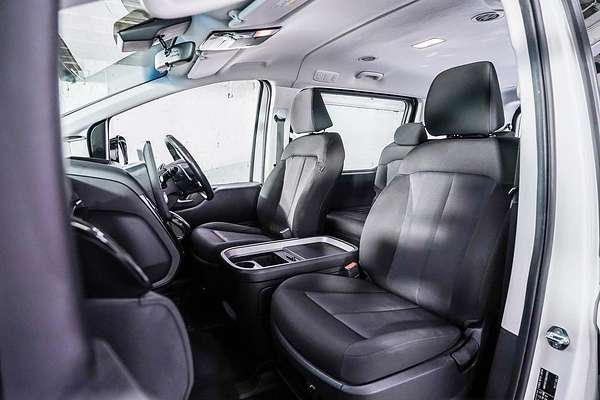 2022 Hyundai STARIA US4.V1