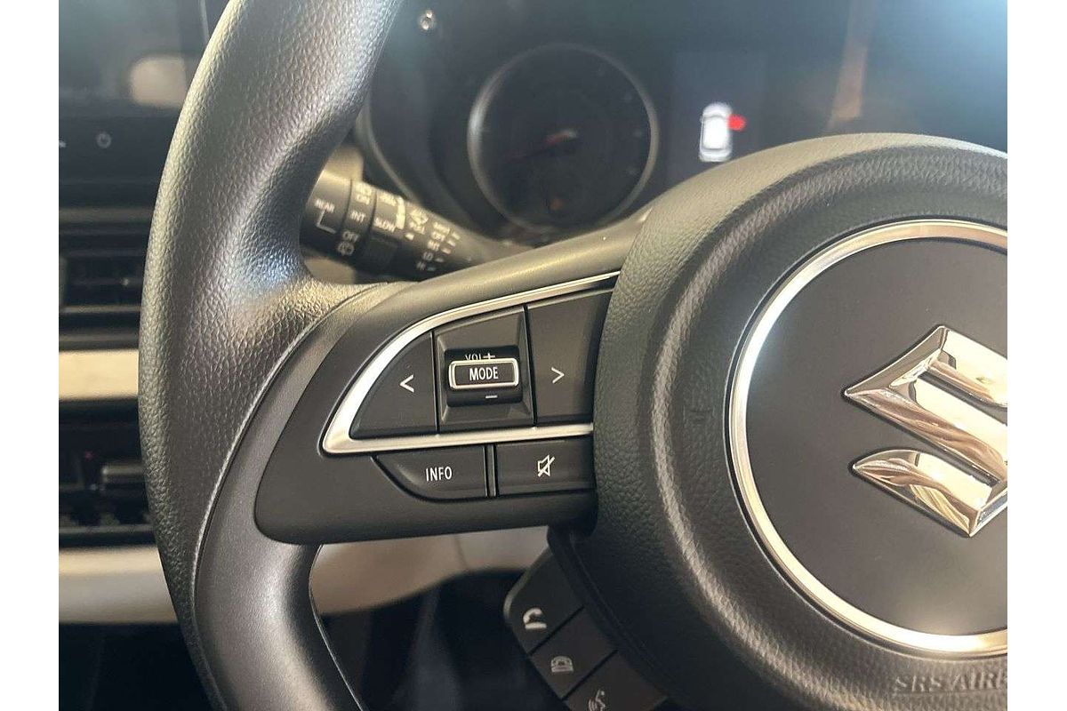 2025 Suzuki Swift Hybrid UZ