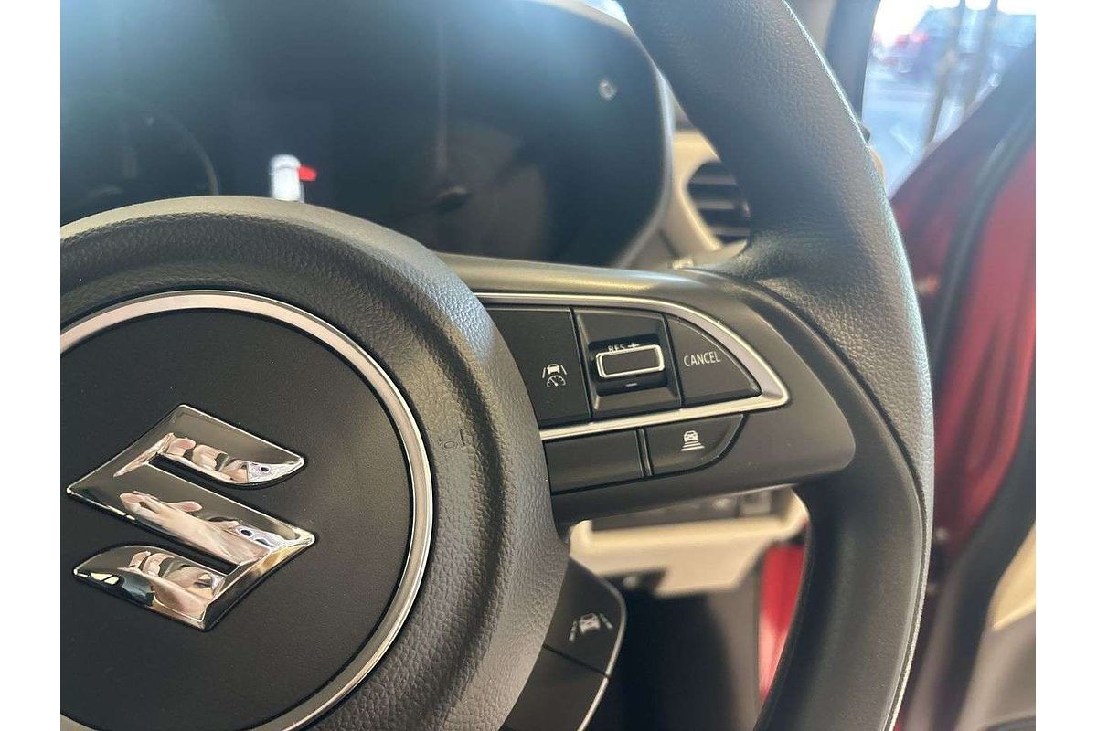 2025 Suzuki Swift Hybrid UZ