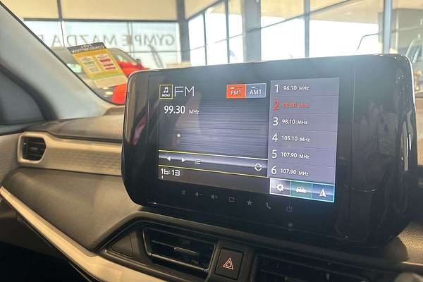 2025 Suzuki Swift Hybrid UZ