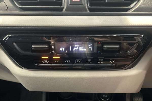 2025 Suzuki Swift Hybrid UZ