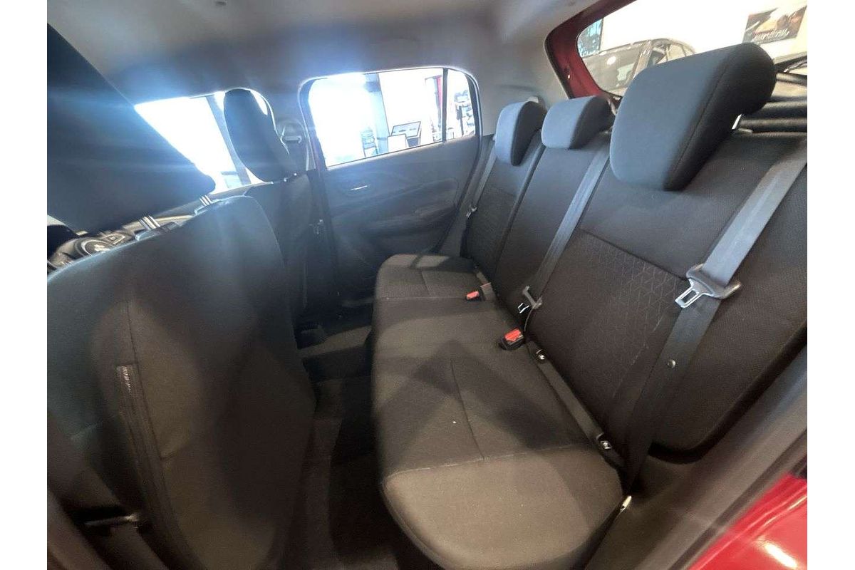 2025 Suzuki Swift Hybrid UZ