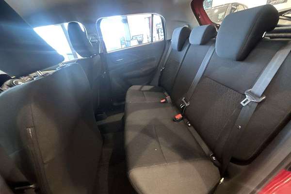 2025 Suzuki Swift Hybrid UZ