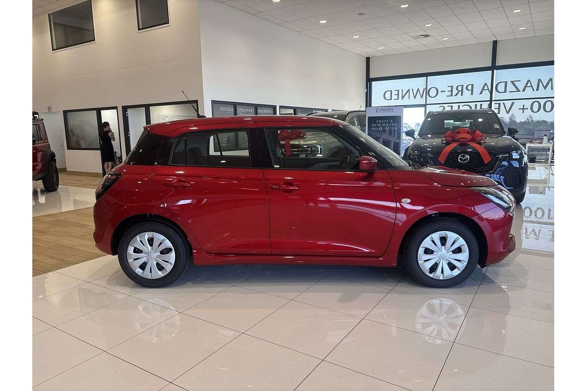 2025 Suzuki Swift Hybrid UZ