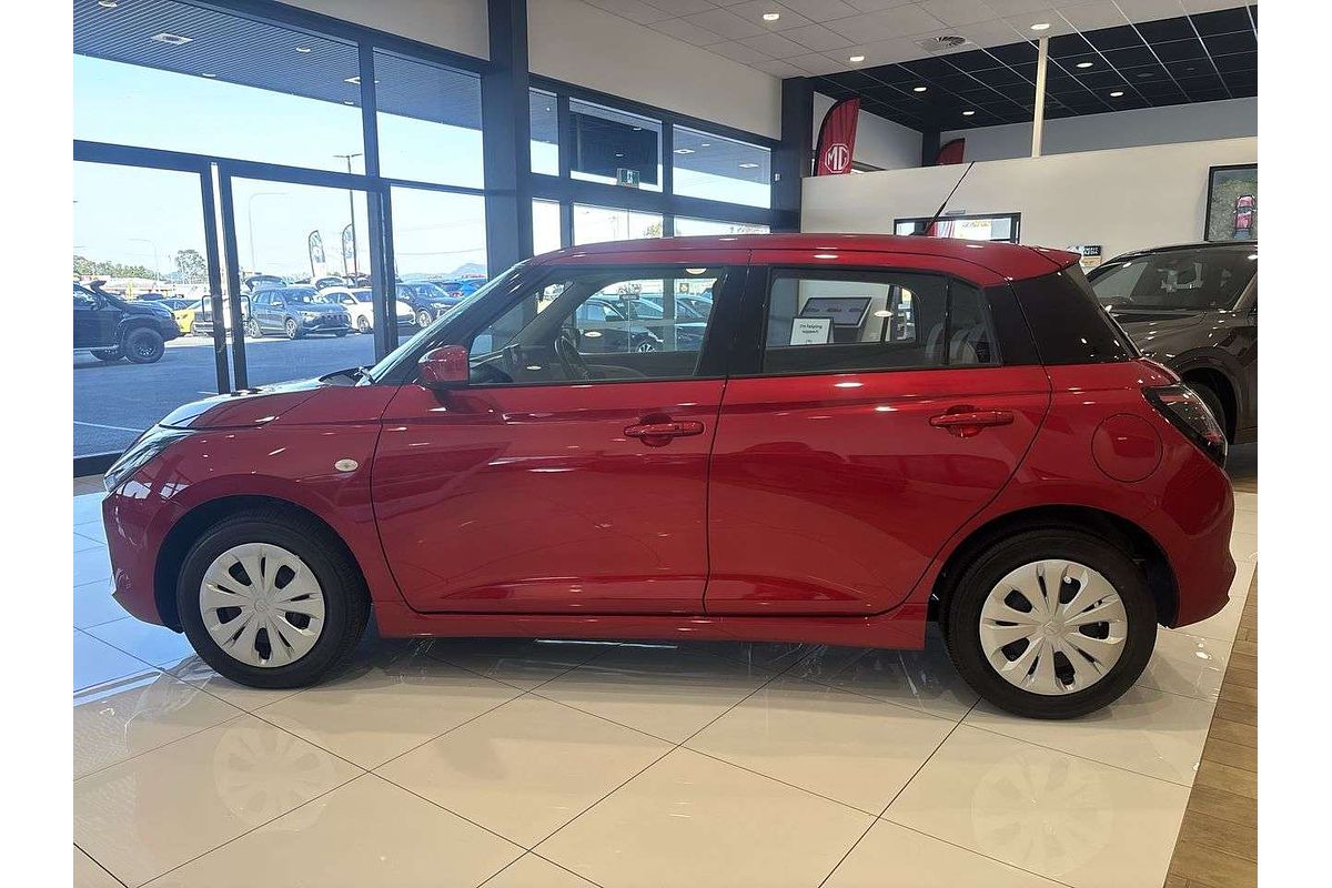 2025 Suzuki Swift Hybrid UZ