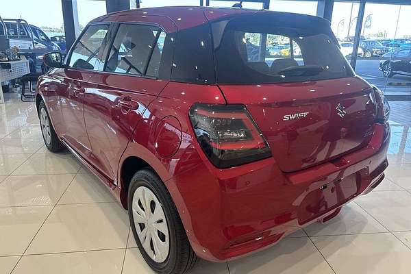 2025 Suzuki Swift Hybrid UZ