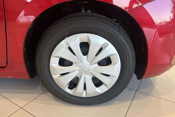 2025 Suzuki Swift Hybrid UZ