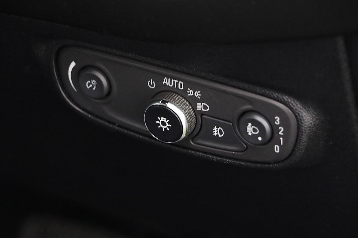 2018 Holden Equinox LS EQ