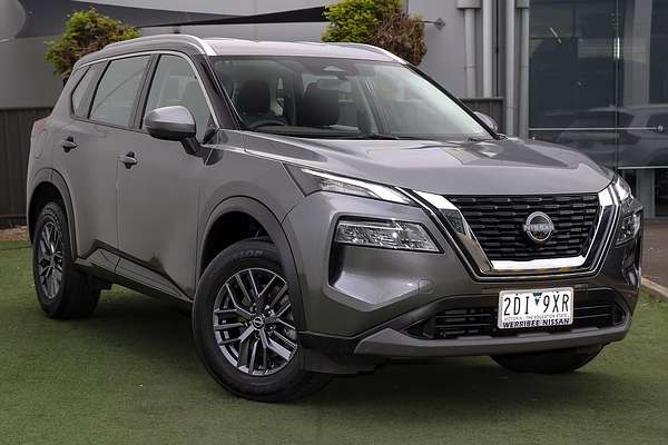 2025 Nissan X-TRAIL ST T33