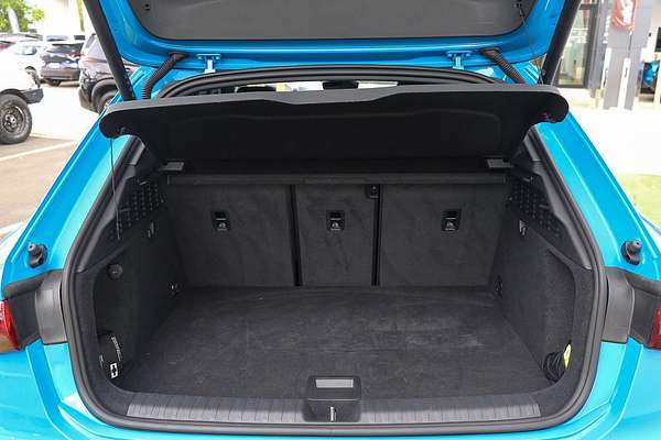 2023 Audi A3 40 TFSI S line GY