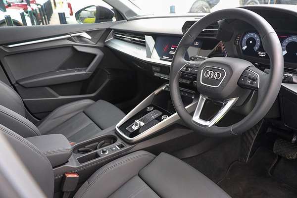 2023 Audi A3 40 TFSI S line GY