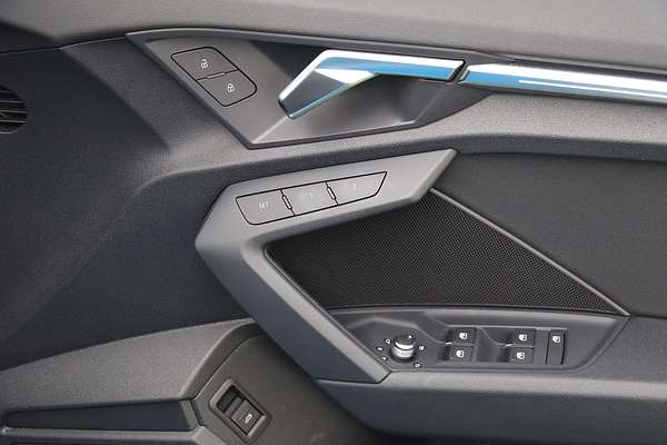 2023 Audi A3 40 TFSI S line GY