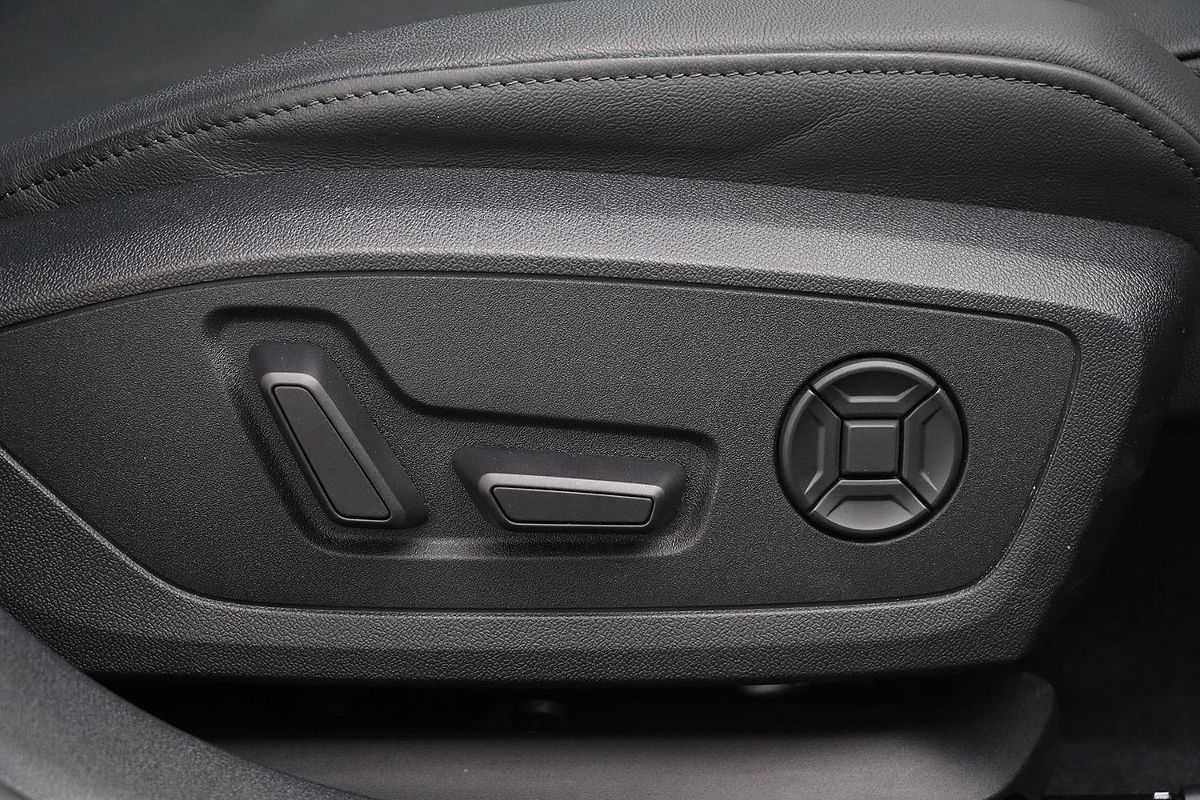 2023 Audi A3 40 TFSI S line GY