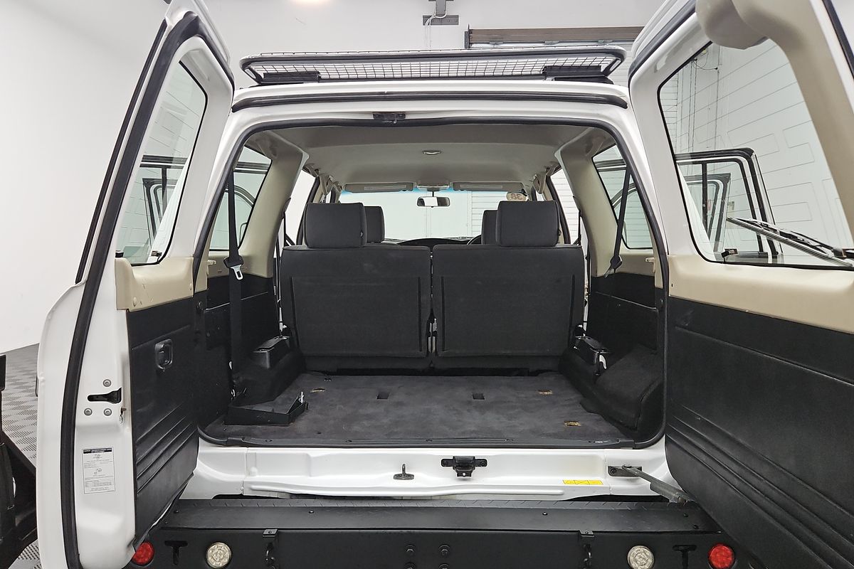 2008 Nissan Patrol ST GU 6