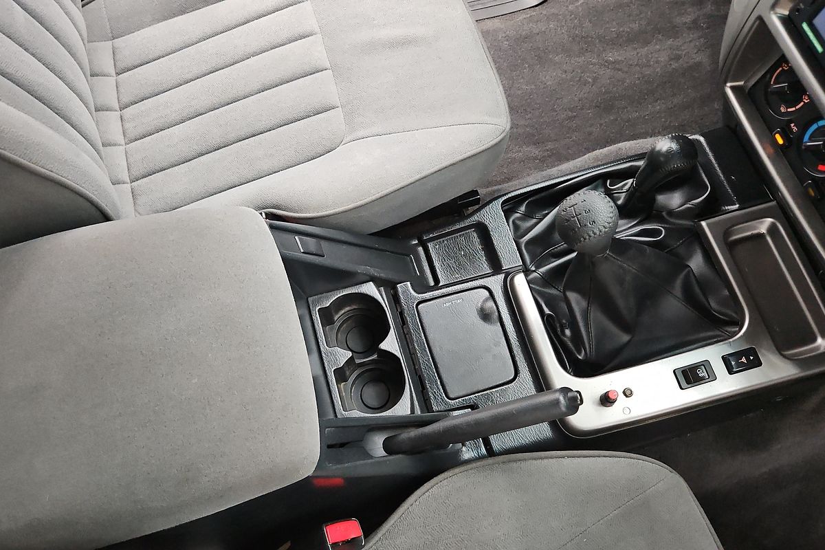 2008 Nissan Patrol ST GU 6