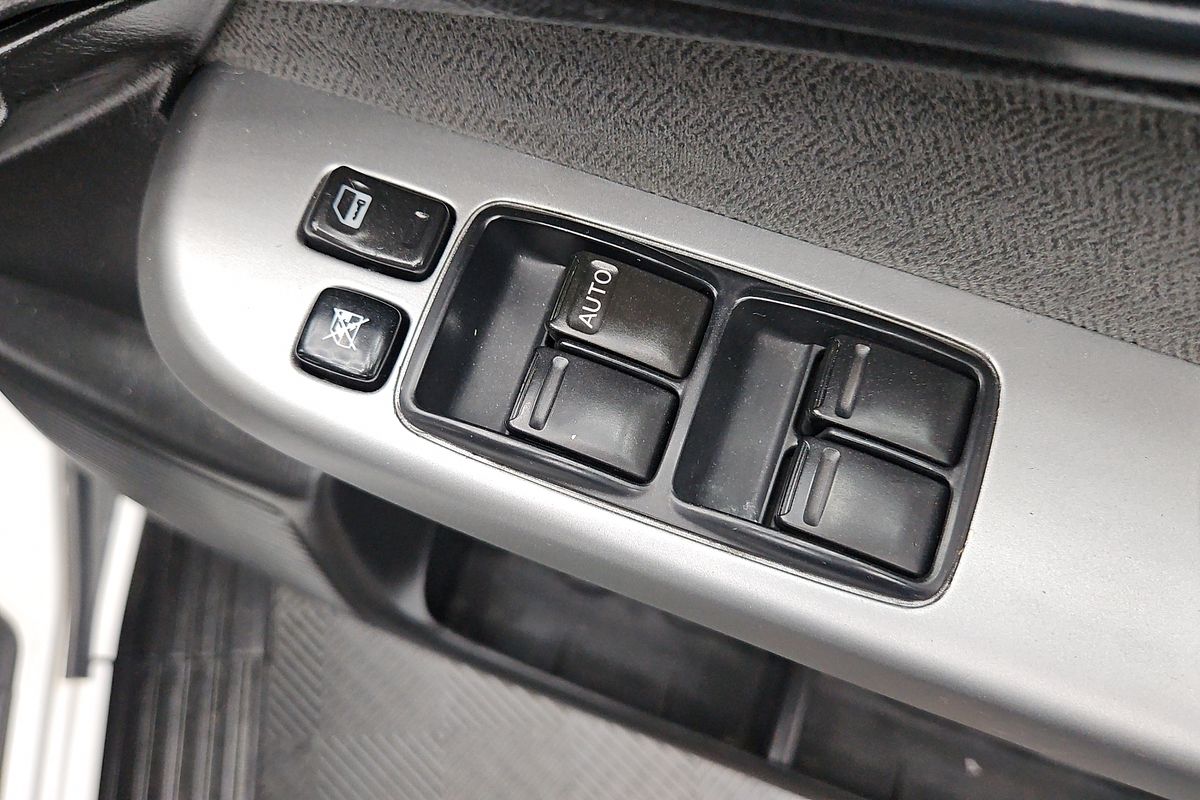 2008 Nissan Patrol ST GU 6