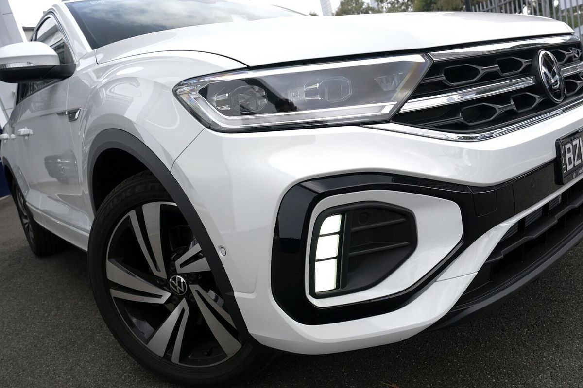 2025 Volkswagen T-Roc 140TSI R-Line D11