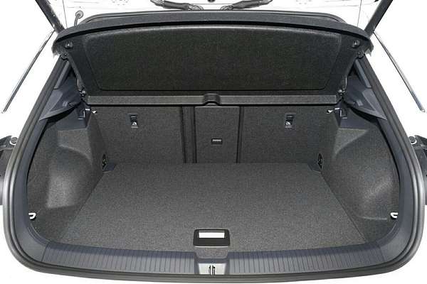 2025 Volkswagen T-Roc 140TSI R-Line D11