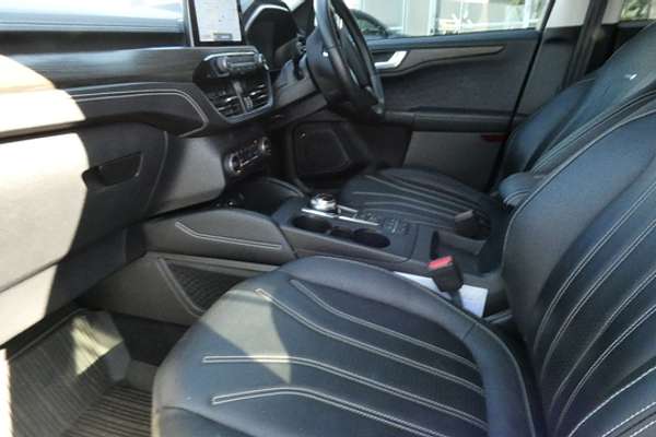 2020 Ford Escape ZH