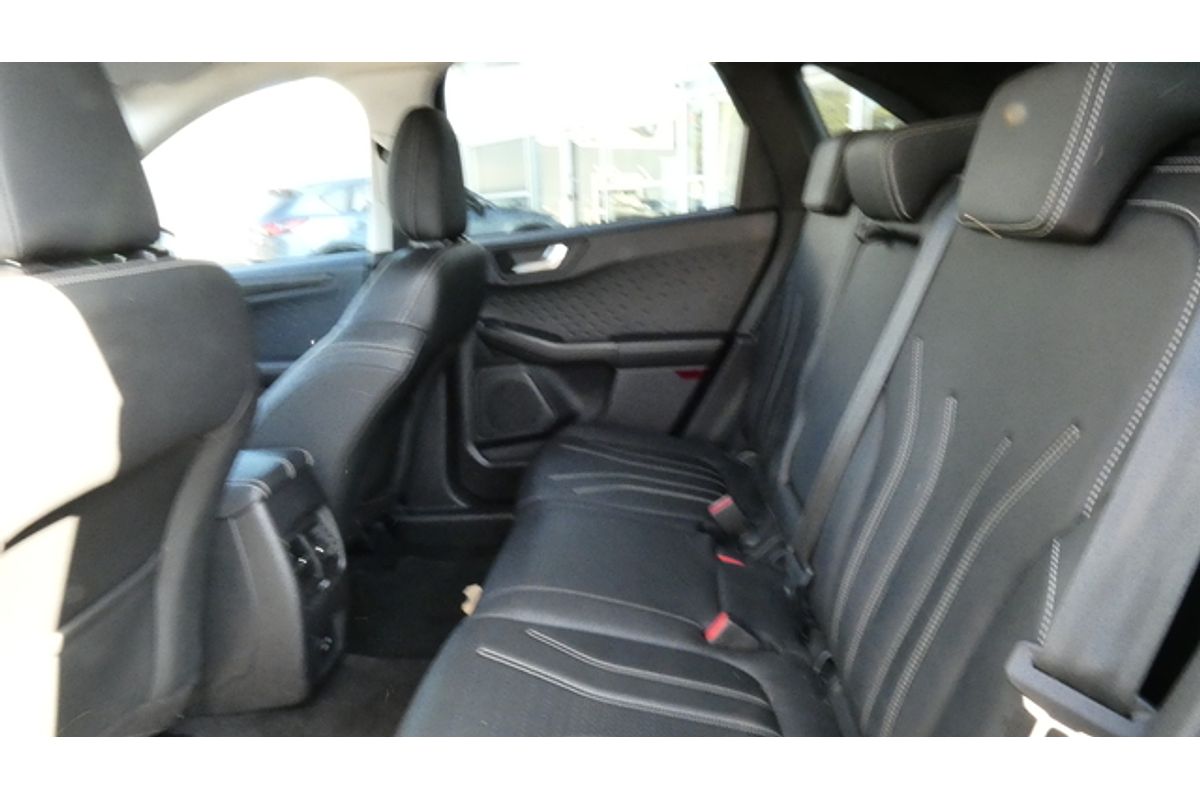 2020 Ford Escape ZH