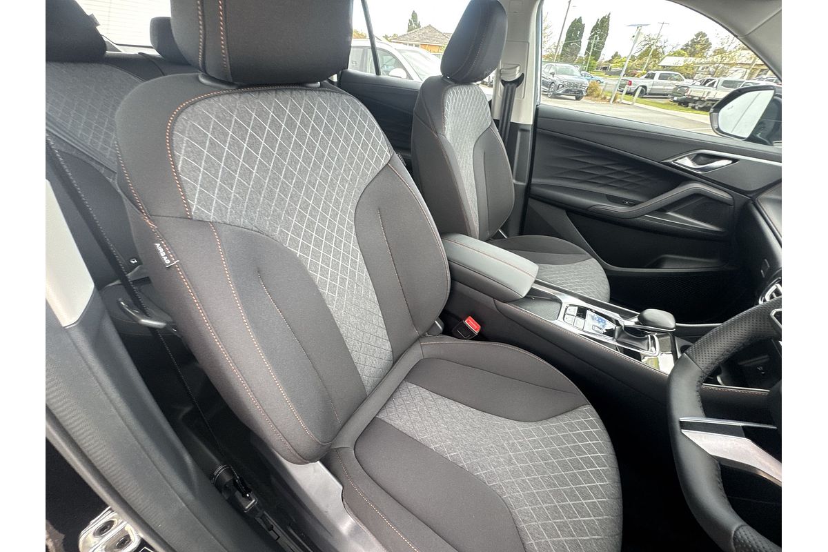 2024 MG HS Vibe AS33