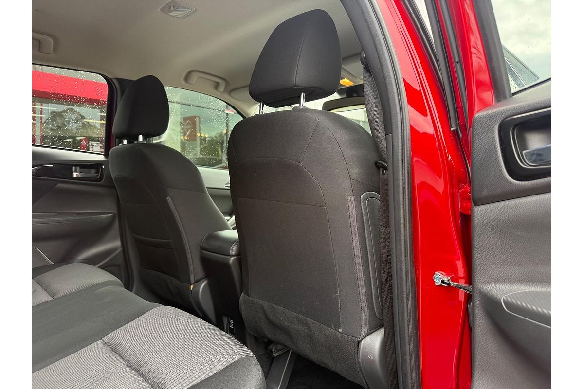 2021 Mitsubishi Eclipse Cross LS YB