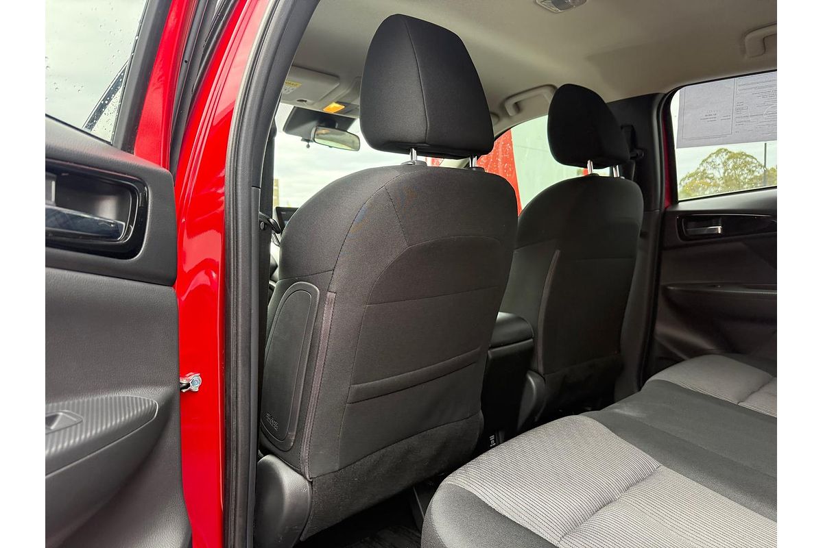 2021 Mitsubishi Eclipse Cross LS YB