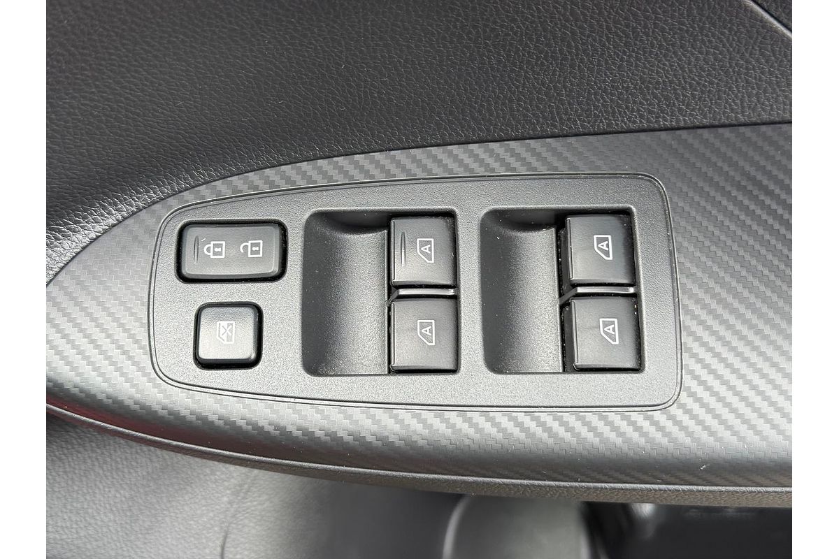 2021 Mitsubishi Eclipse Cross LS YB