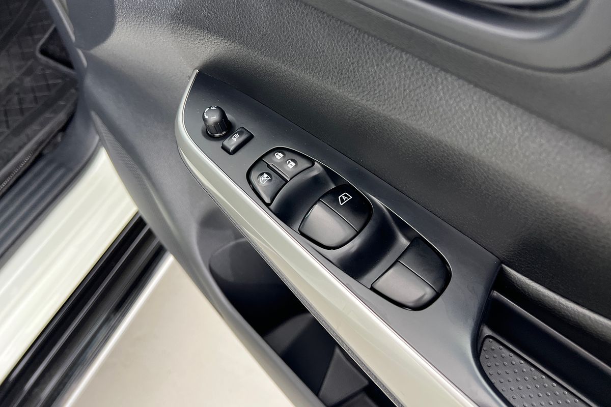 2018 Nissan Navara ST-X D23 Series 3 Rear Wheel Drive