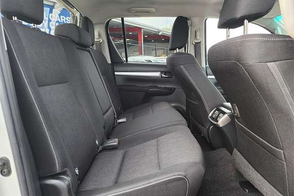 2020 Toyota Hilux SR5 GUN126R 4X4