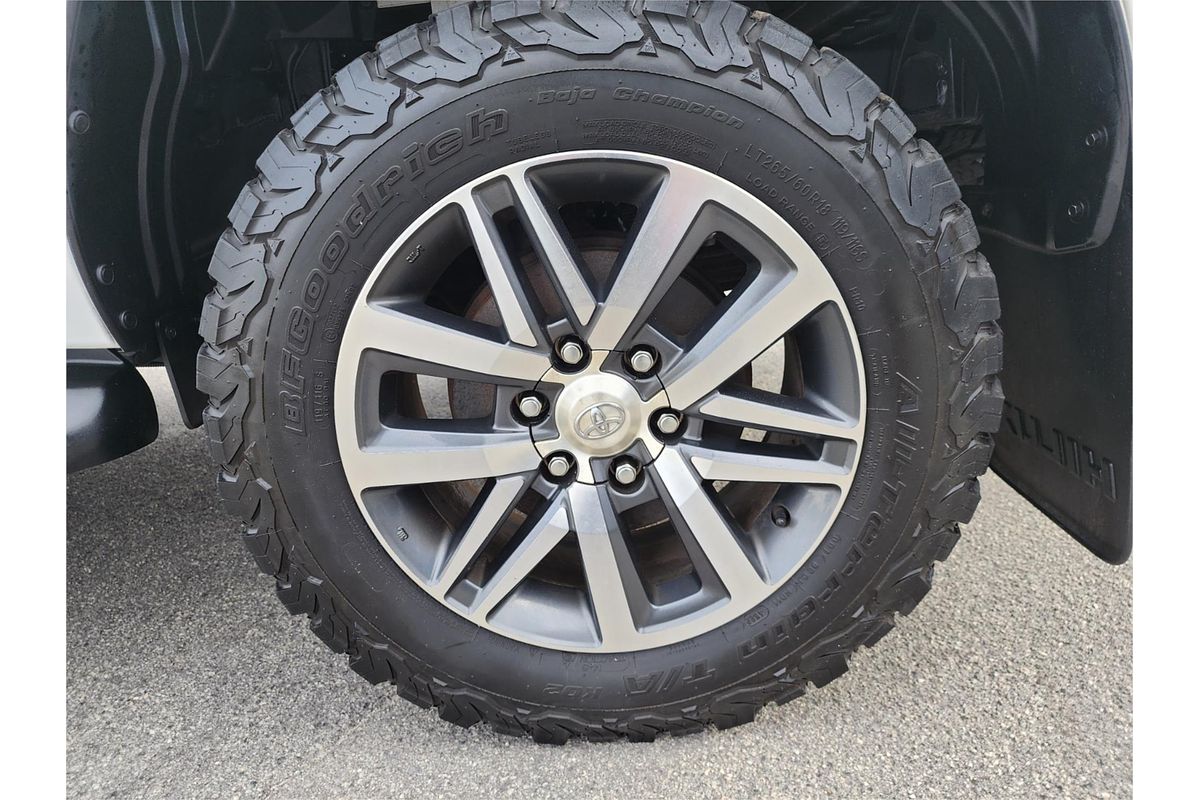 2020 Toyota Hilux SR5 GUN126R 4X4