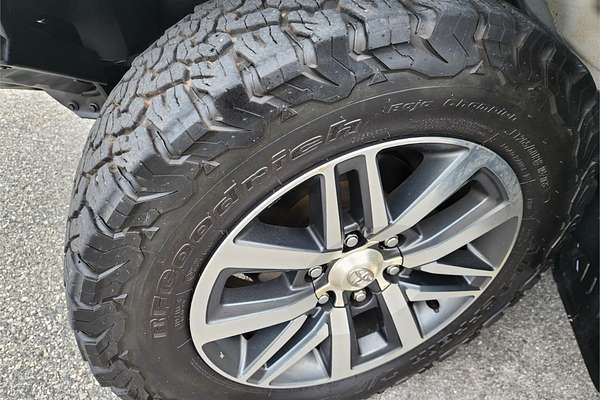 2020 Toyota Hilux SR5 GUN126R 4X4