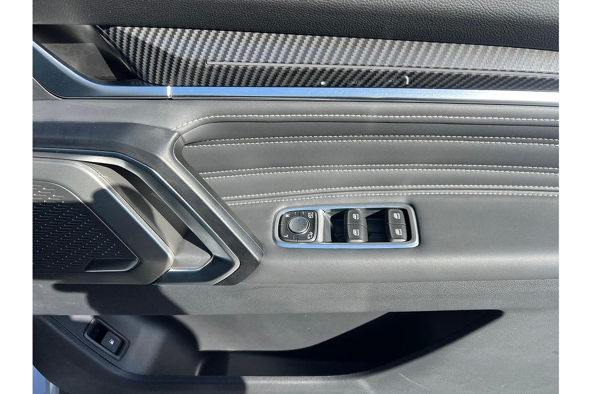 2025 LDV D90 Executive SV9A