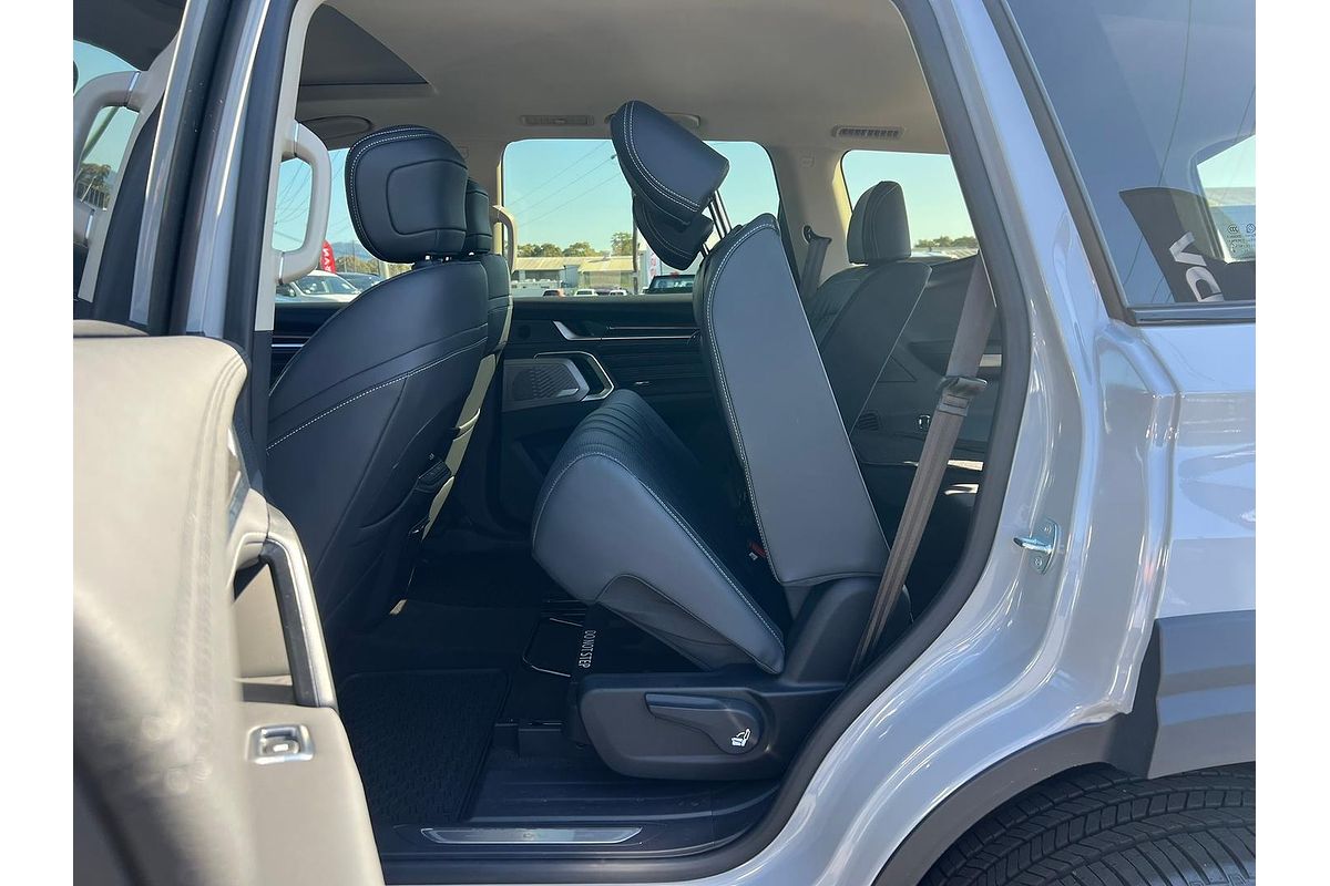 2025 LDV D90 Executive SV9A