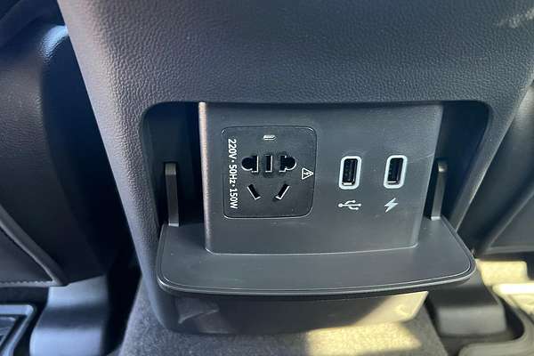 2025 LDV D90 Executive SV9A