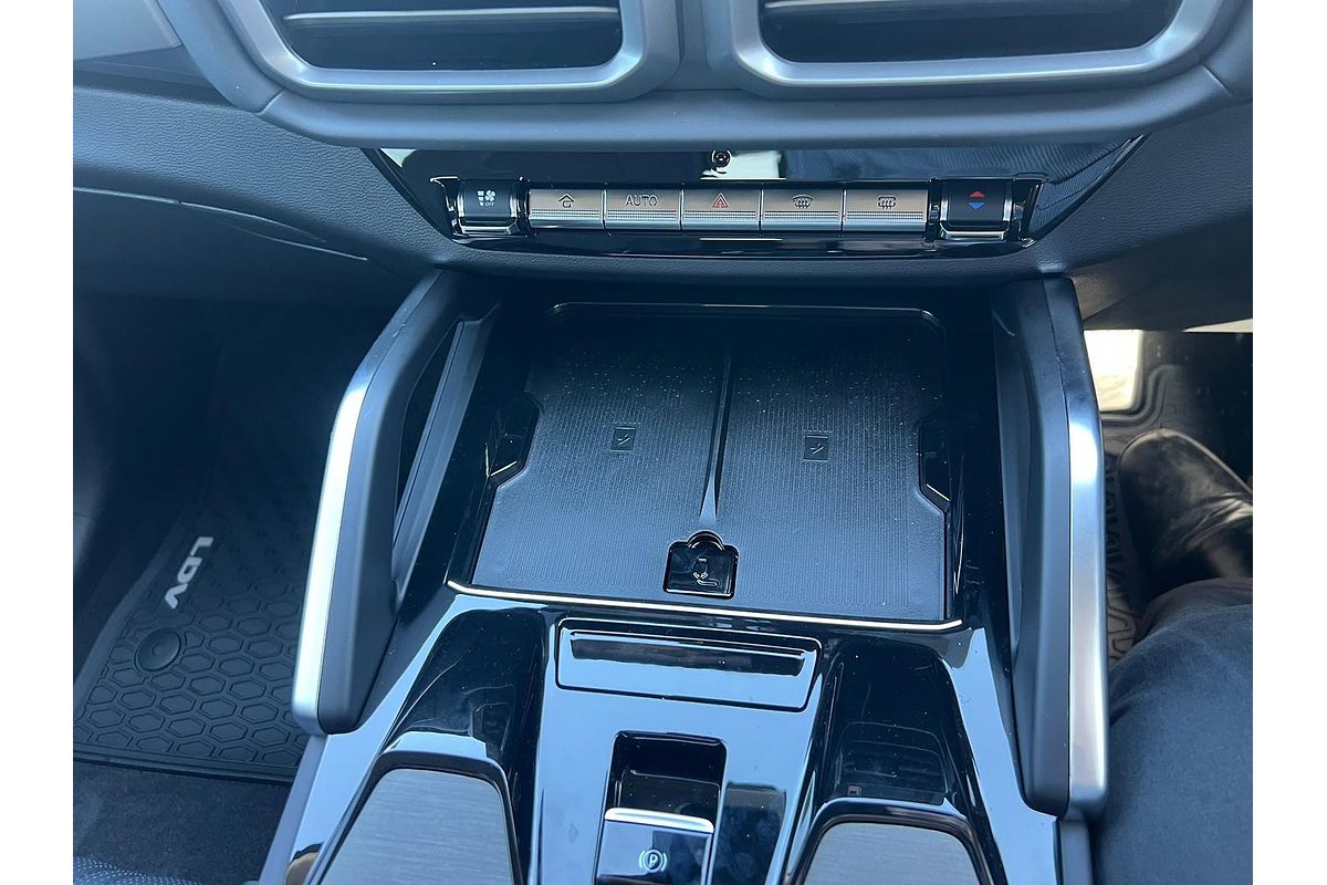 2025 LDV D90 Executive SV9A