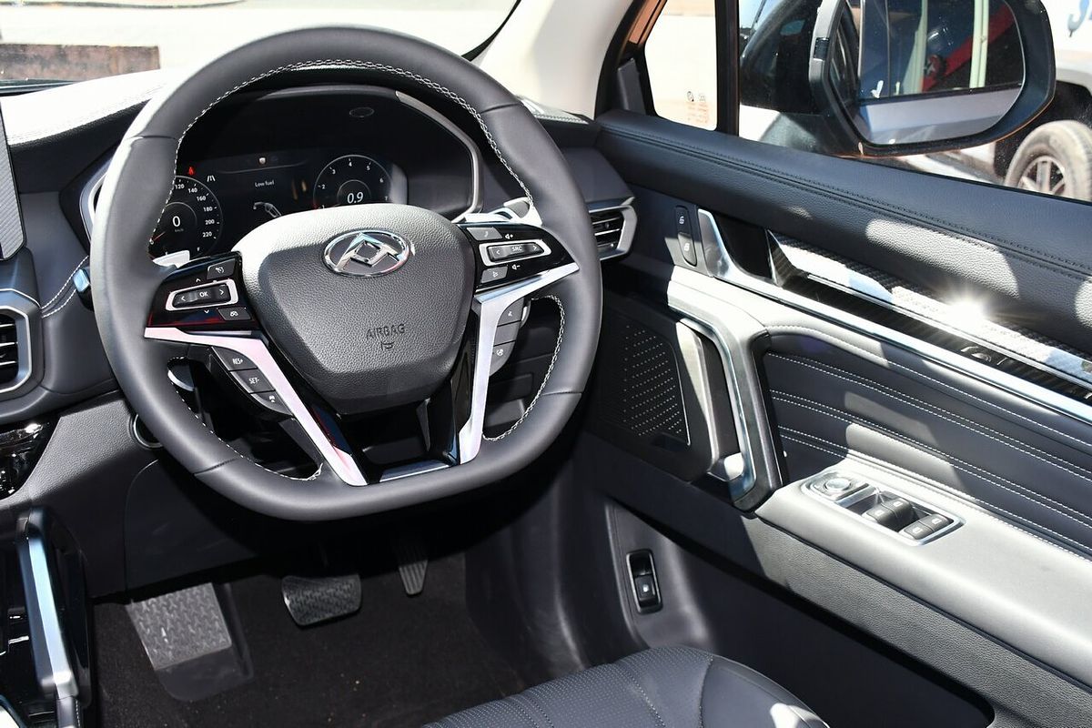 2025 LDV D90 Executive SV9A