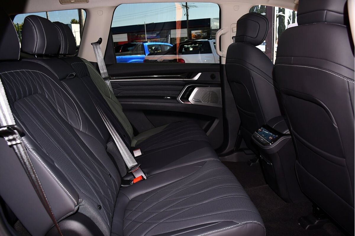 2025 LDV D90 Executive SV9A