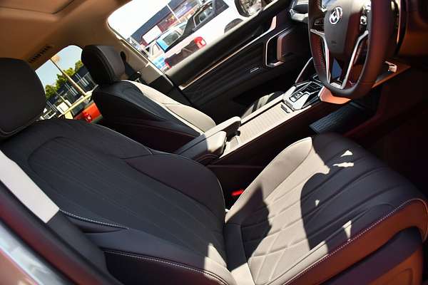 2025 LDV D90 Executive SV9A