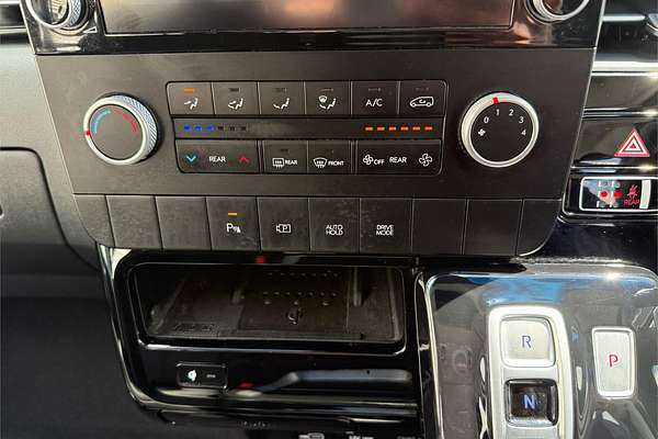 2022 Hyundai STARIA US4.V1
