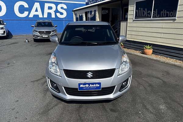 2015 Suzuki Swift GLX Navigator FZ