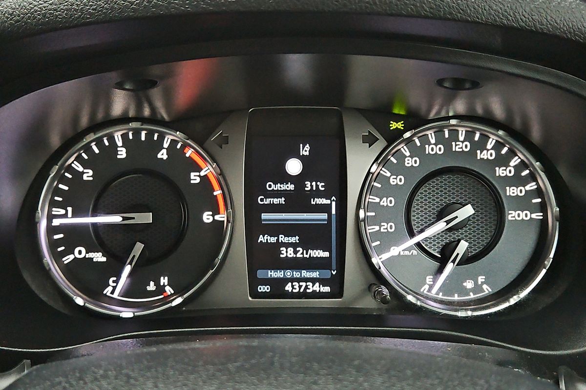 2021 Toyota Hilux SR GUN126R 4X4