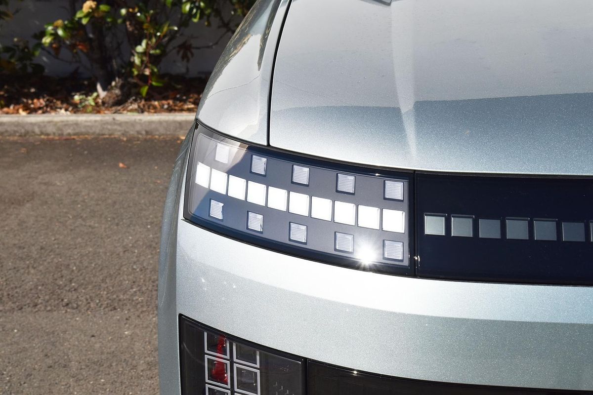 2025 Hyundai IONIQ 9 Calligraphy ME.V1