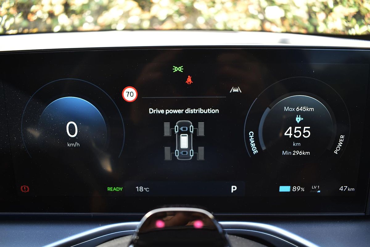 2025 Hyundai IONIQ 9 Calligraphy ME.V1